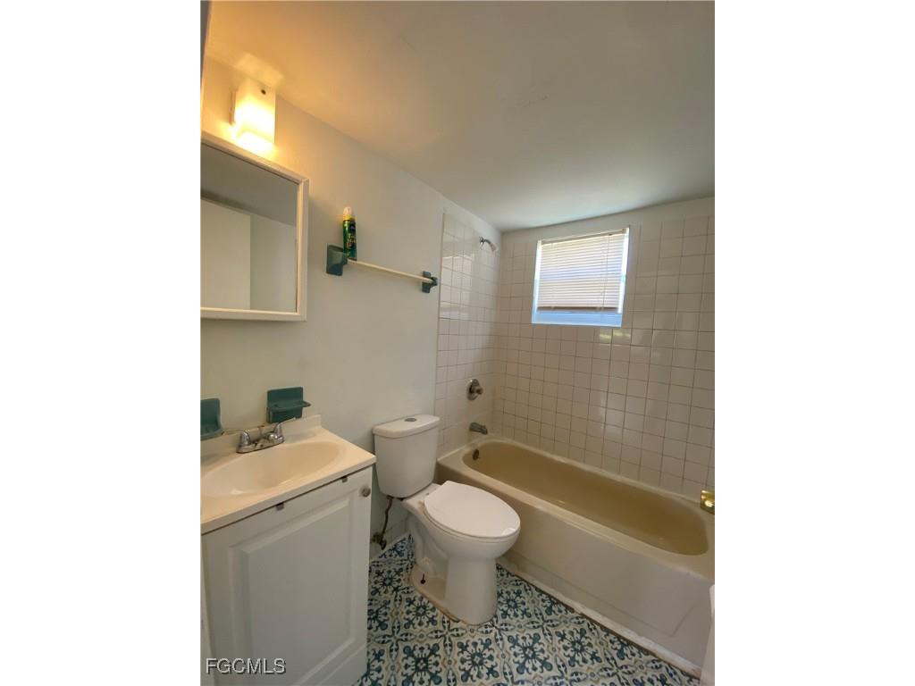 3323 Canal Street #A Fort Myers FL 33916 2025020487 image9