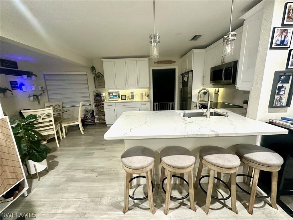 3323 Guilford Court Naples FL 34112 226012110 image2