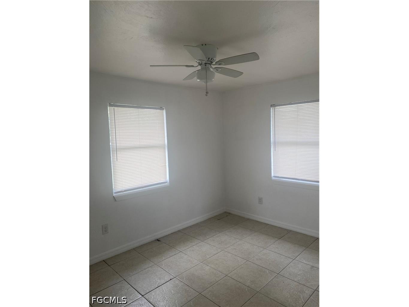3323 Michigan Avenue Fort Myers FL 33916 2026020391 image4