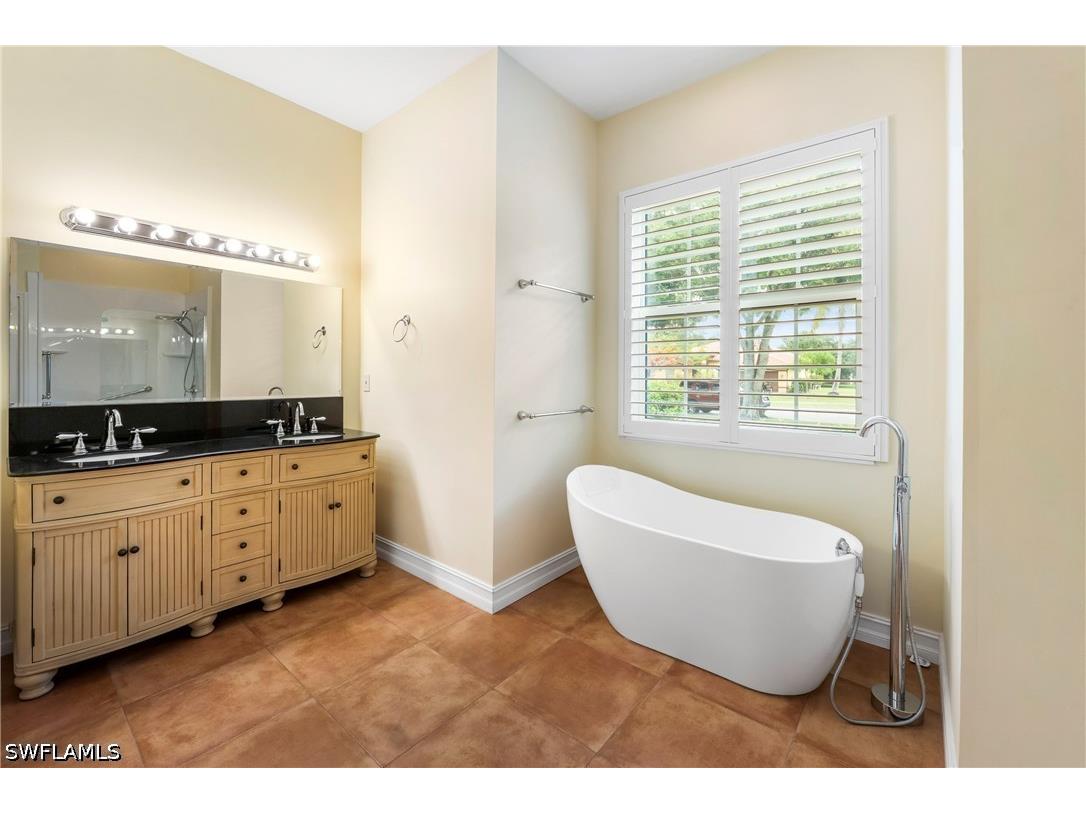 3323 Mystic River Drive Naples FL 34120 226015030 image25