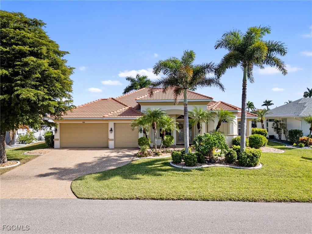 3323 SE 17th Place Cape Coral FL 33904 2025021228 image1