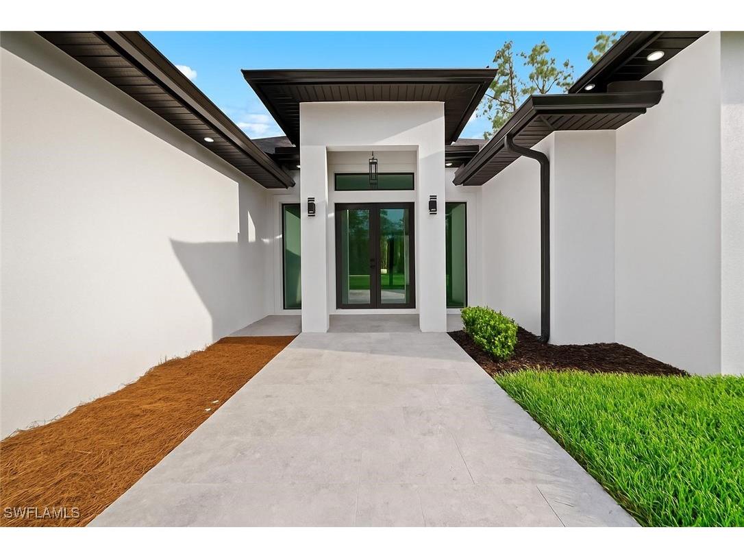 3324 27th Avenue NE Naples FL 34120 225056221 image2