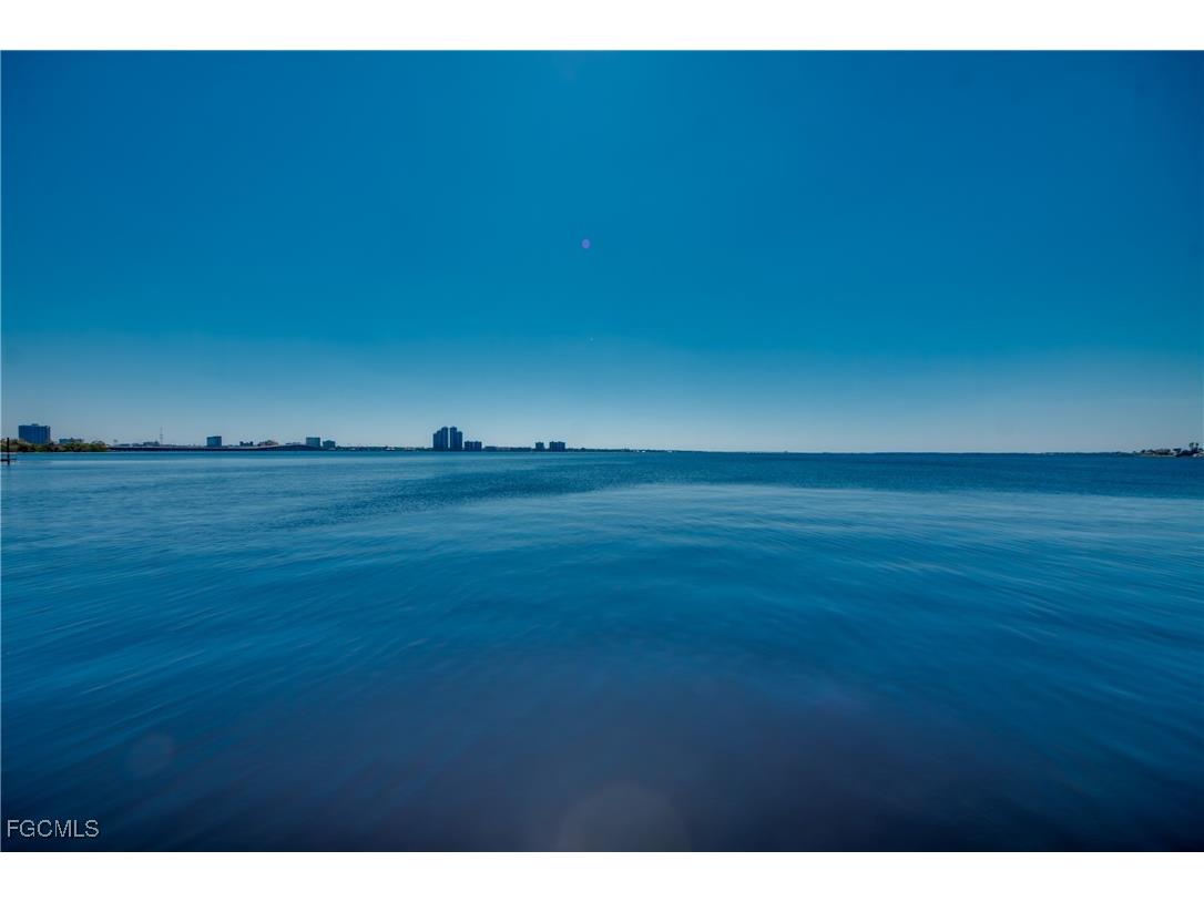 3324 N Key Drive #5 North Fort Myers FL 33903 2025016846 image30