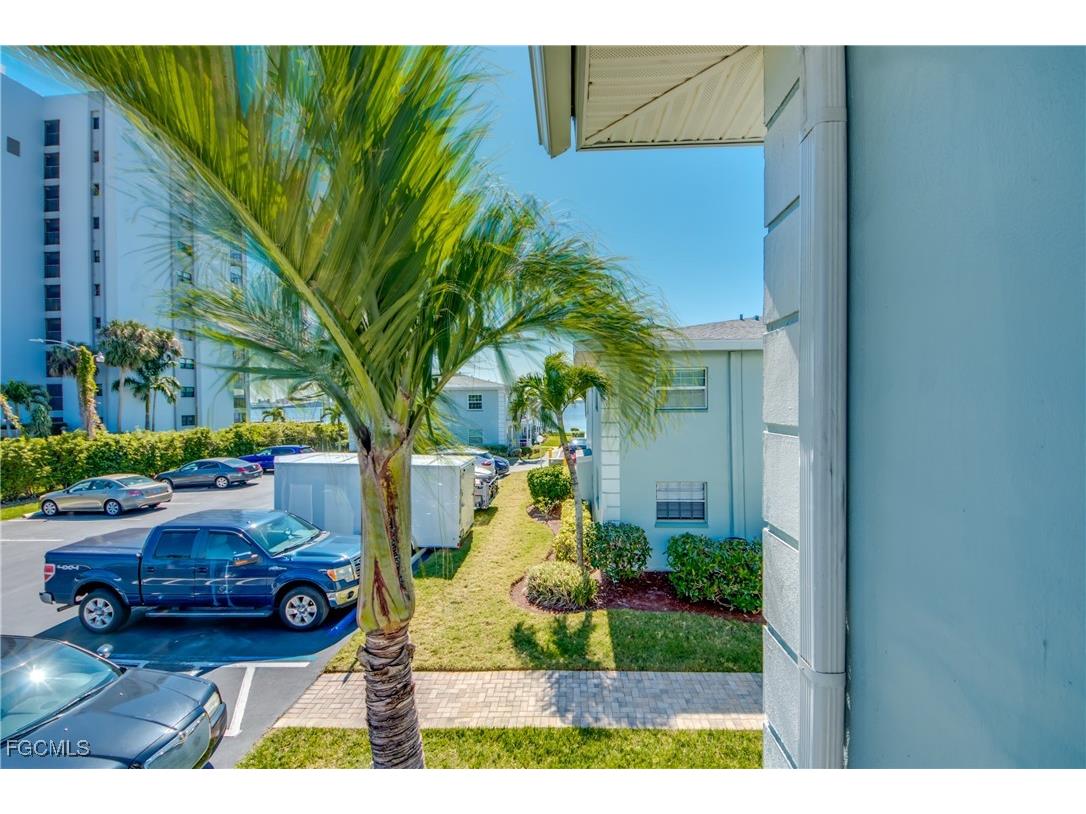 3324 N Key Drive #5 North Fort Myers FL 33903 2025016846 image7