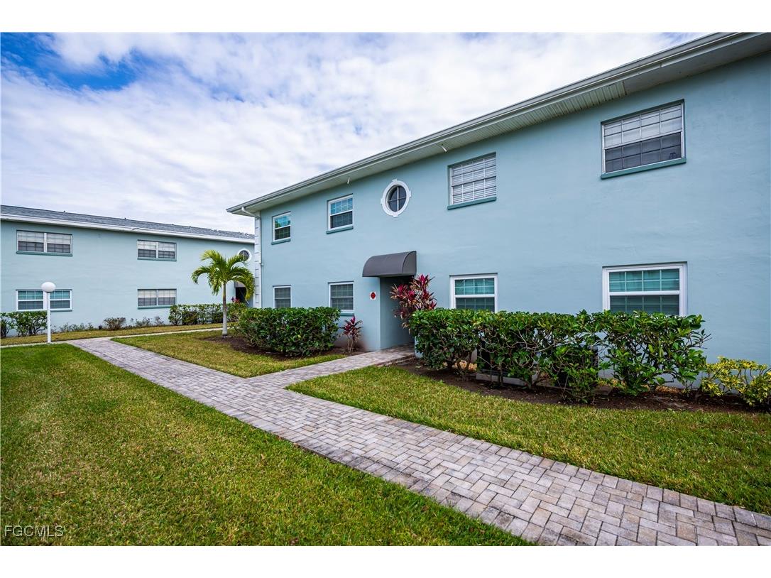 3324 N Key Drive #8 North Fort Myers FL 33903 2026003588 image11