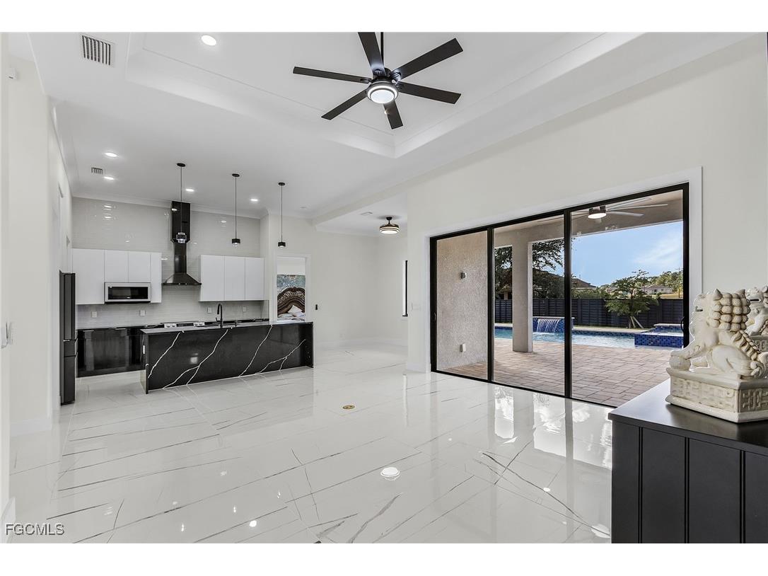 3324 Santa Barbara Boulevard N Cape Coral FL 33993 2025007082 image18