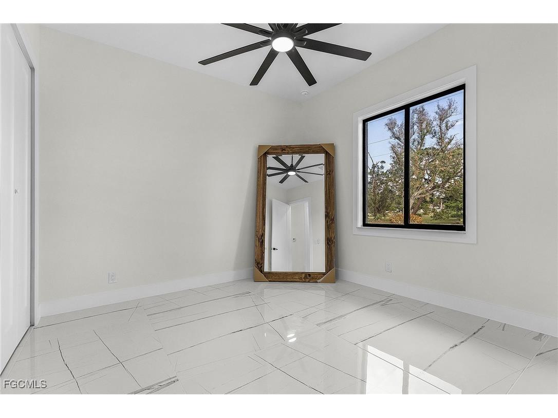 3324 Santa Barbara Boulevard N Cape Coral FL 33993 2025007082 image19