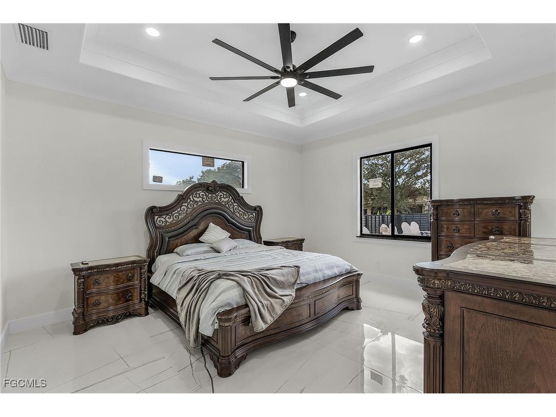 3324 Santa Barbara Boulevard N Cape Coral FL 33993 2025007082 image25