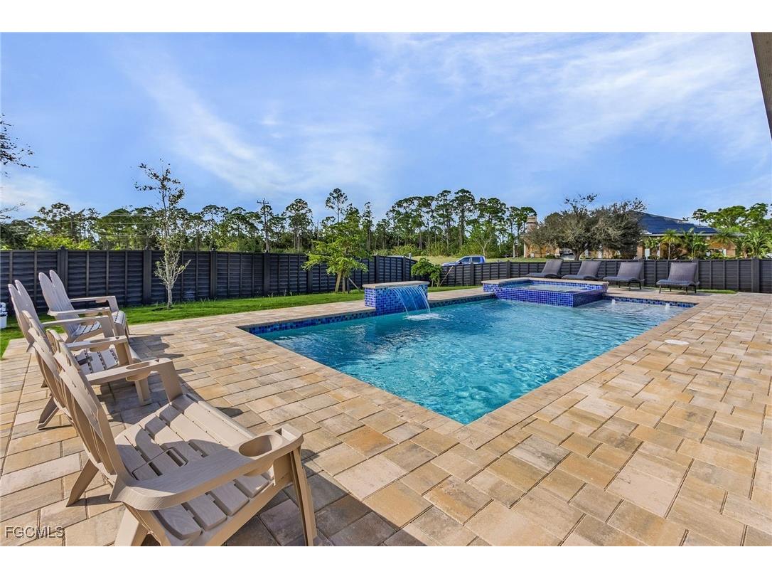 3324 Santa Barbara Boulevard N Cape Coral FL 33993 2025007082 image31