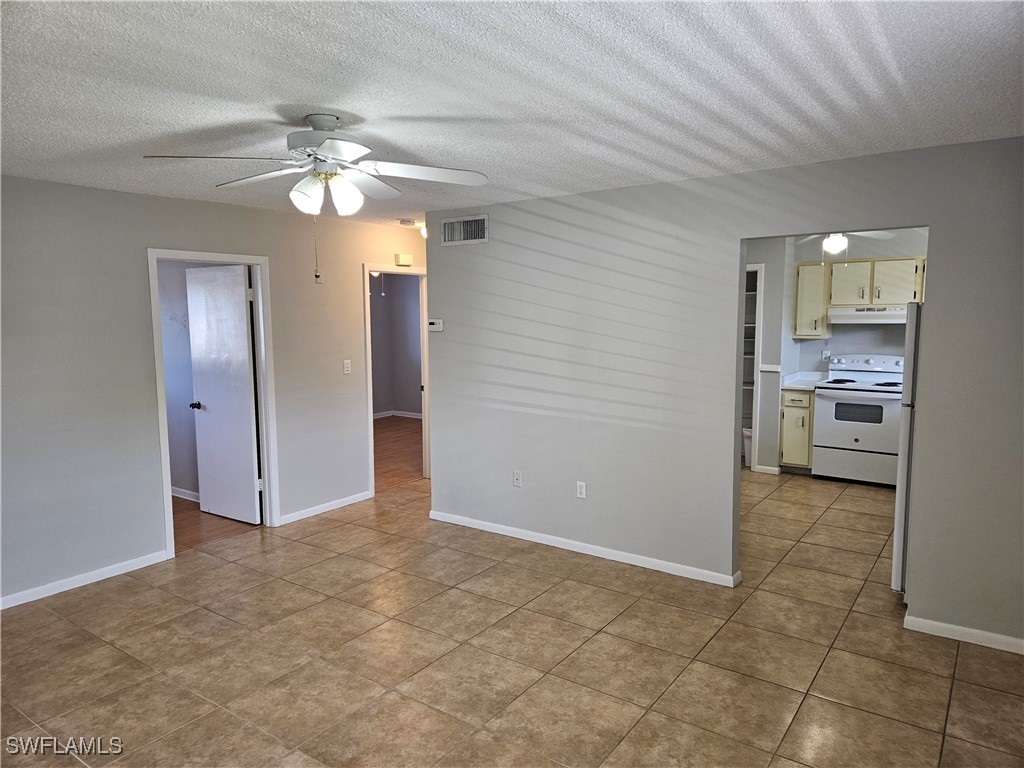 3325 Airport- Pulling Road #D7 Naples FL 34105 224101673 image1