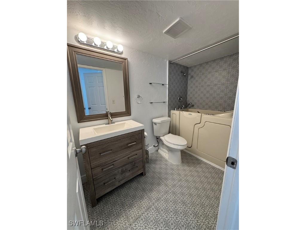 3325 Airport Pulling Road N #E4 Naples FL 34105 225066539 image10