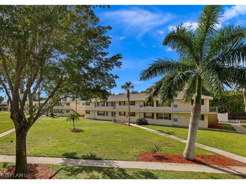 3325 Airport Road #L7 Naples FL 34105 224045019 image1