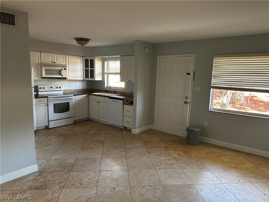 3325 Airport Road N #A1 Naples FL 34105 224011810 image1