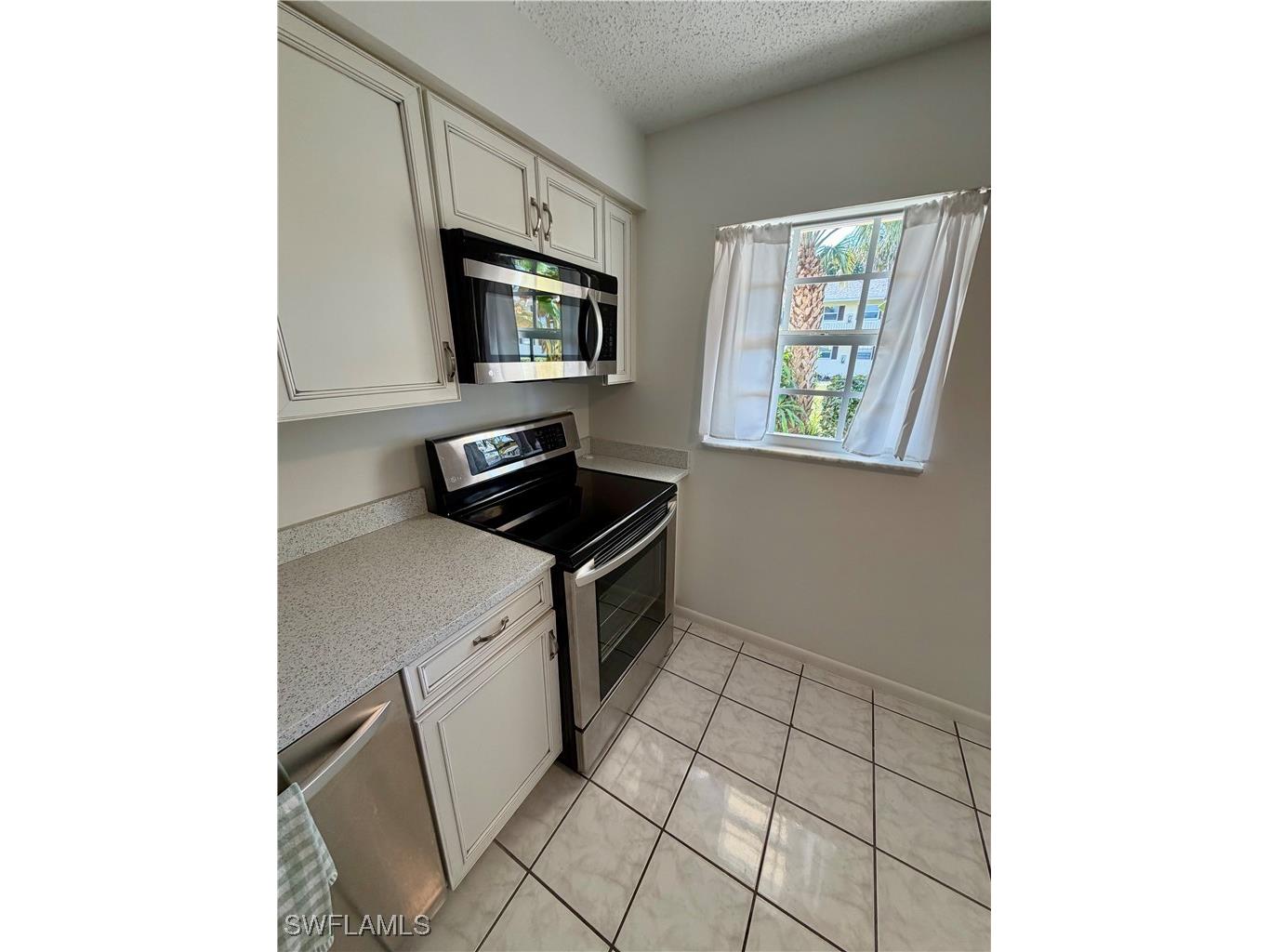 3325 Airport Road N #N3 Naples FL 34105 226005071 image5