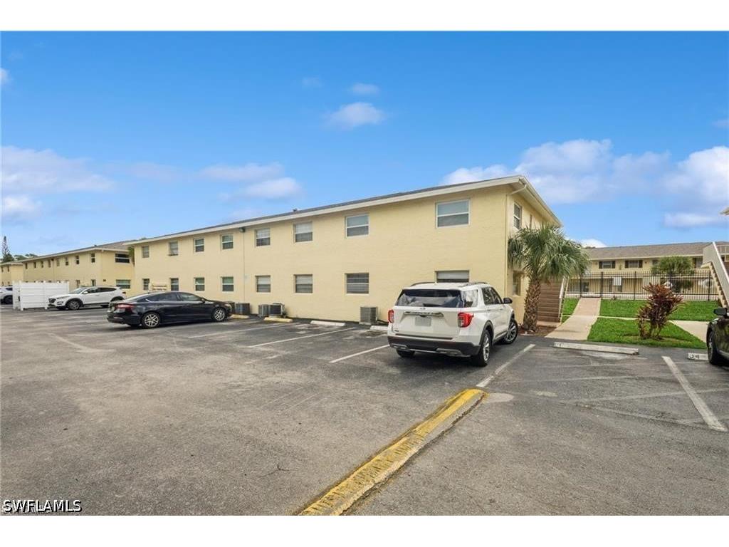 3325 Airport Road N Naples FL 34105 226017907 image4