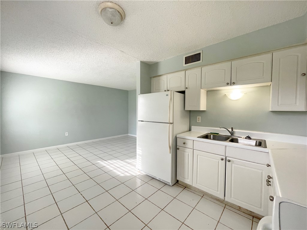 3325 Airport Road N #R2 Naples FL 34105 226006233 image25