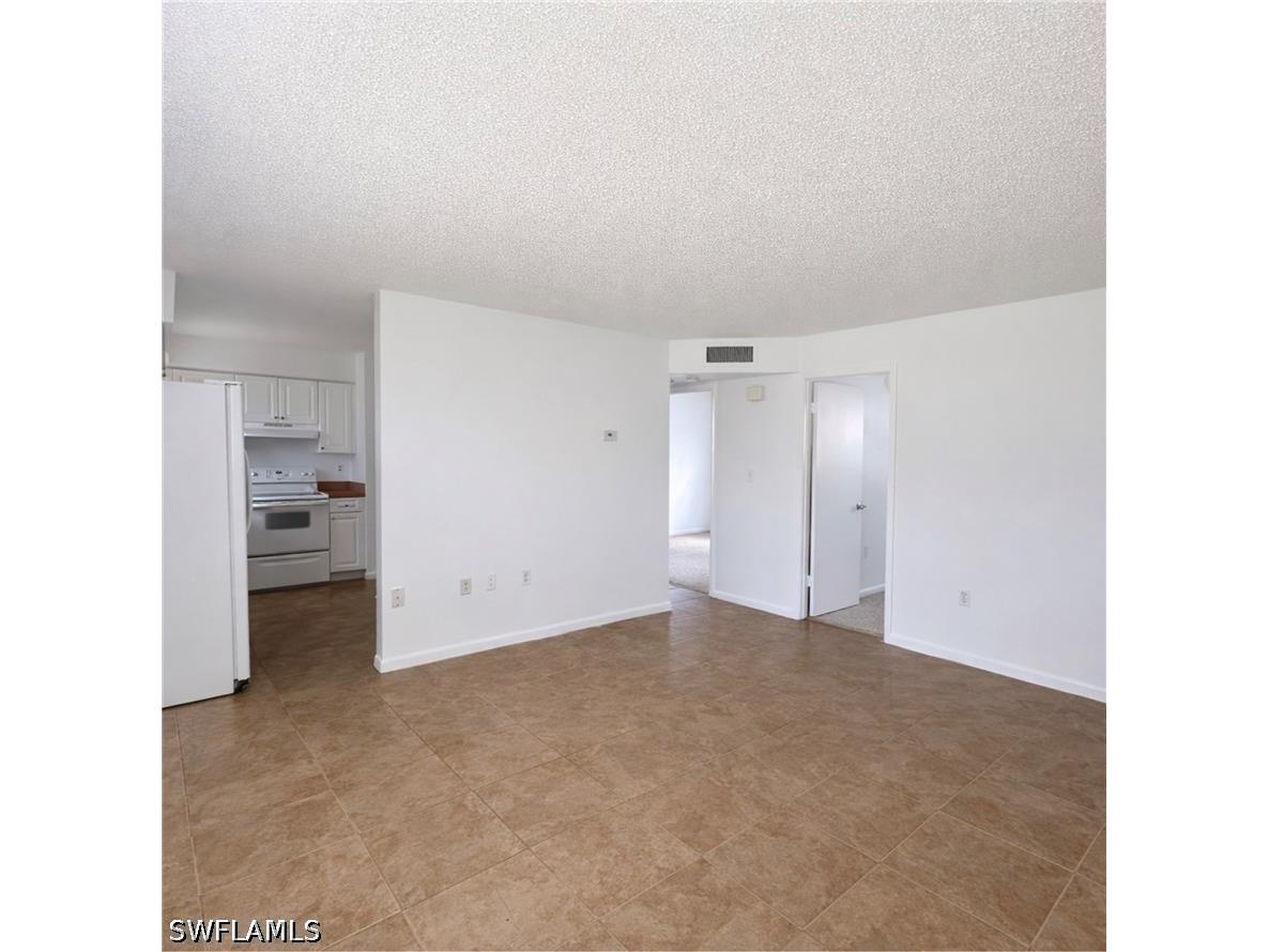 3325 Airport Road N #T4 Naples FL 34105 226014419 image1