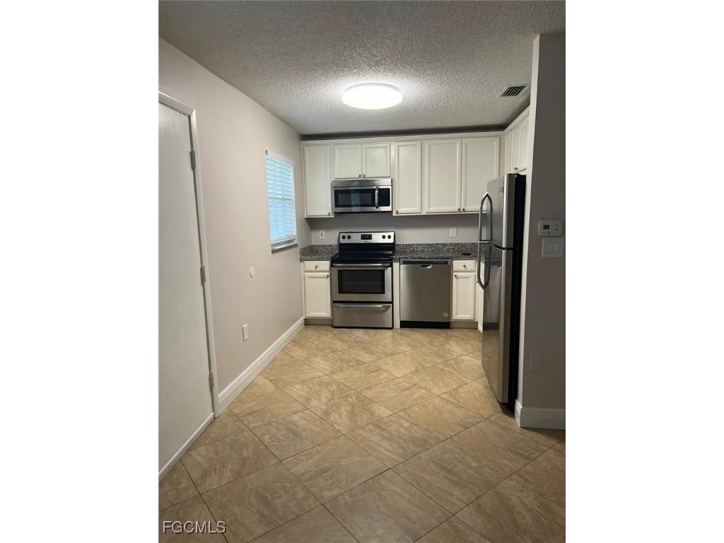 3325 Airport Road N #T6 Naples FL 34105 2025021660 image10