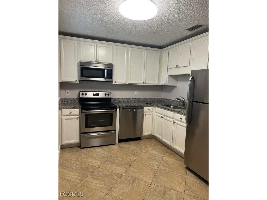 3325 Airport Road N #T6 Naples FL 34105 2025021660 image4