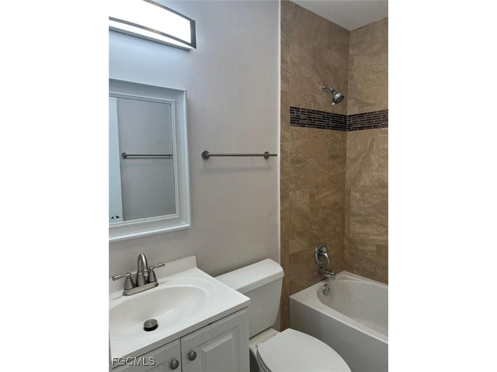 3325 Airport Road N #T6 Naples FL 34105 2025021660 image6