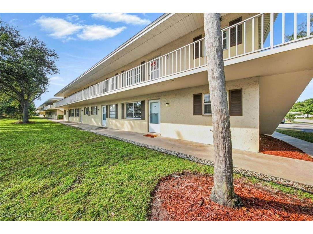 3325 Airport Road #U4 Naples FL 34105 225082293 image1