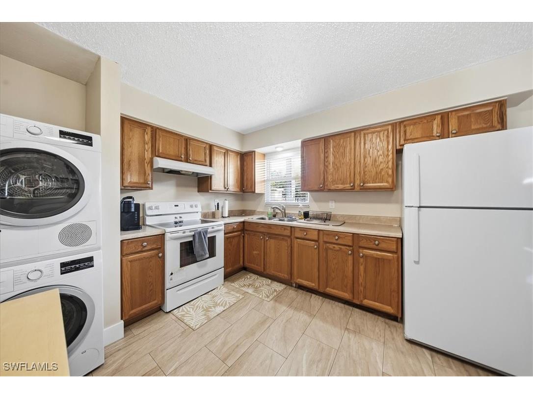 3325 Airport Road #U4 Naples FL 34105 225082293 image4