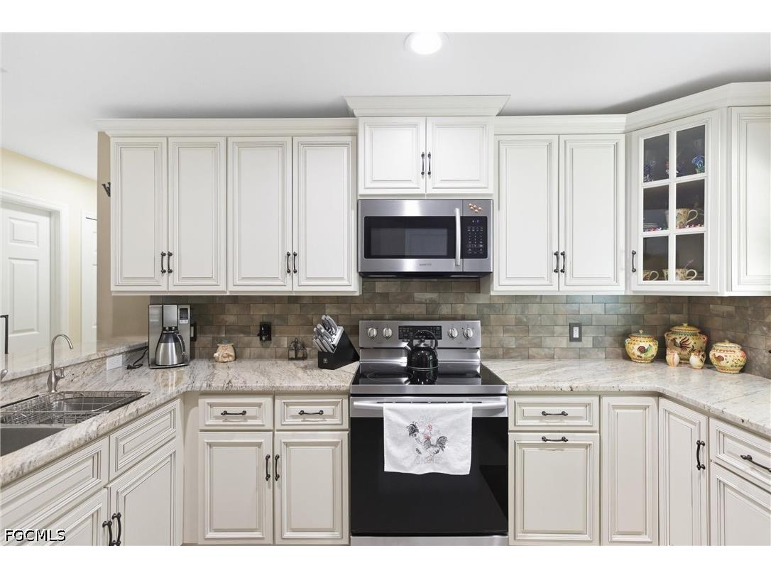3325 SW 26th Place Cape Coral FL 33914 2026020409 image10
