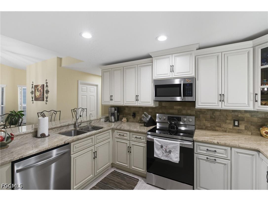 3325 SW 26th Place Cape Coral FL 33914 2026020409 image11