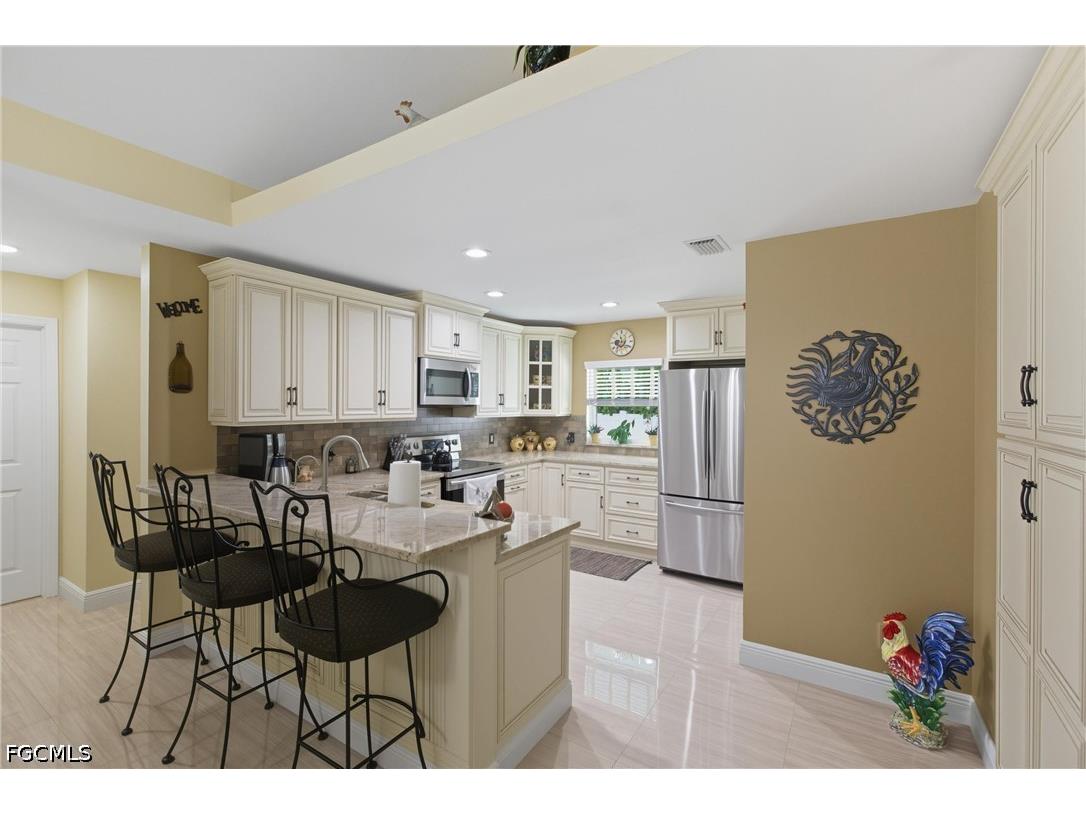 3325 SW 26th Place Cape Coral FL 33914 2026020409 image8