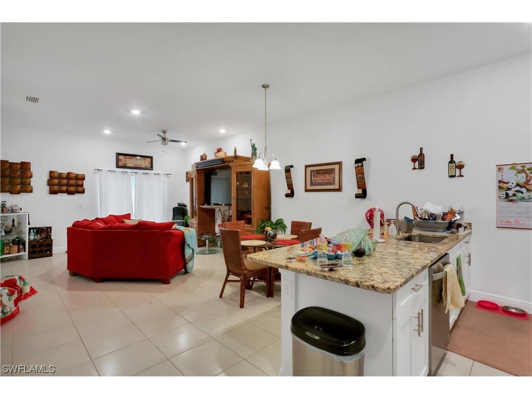 3326-3328 Santa Barbara Boulevard Cape Coral FL 33914 223046357 image1