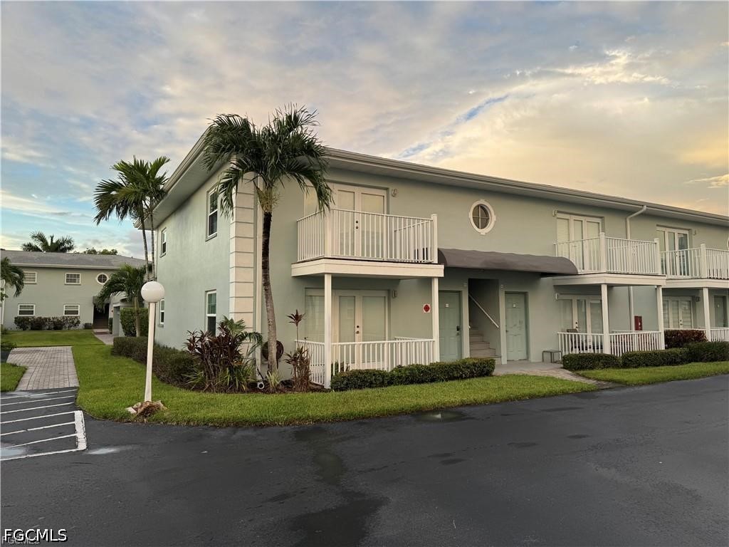 3326 N Key Drive #5 North Fort Myers FL 33903 2026020000 image1
