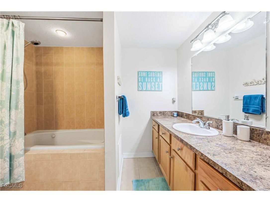 3326 N Key Drive #7 North Fort Myers FL 33903 2026001166 image10