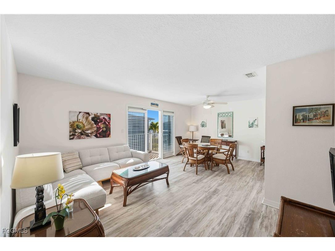 3326 N Key Drive #7 North Fort Myers FL 33903 2026001166 image2