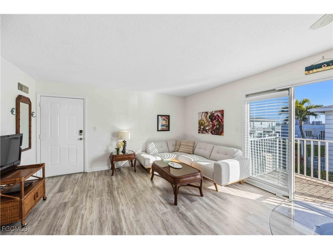 3326 N Key Drive #7 North Fort Myers FL 33903 2026001166 image3