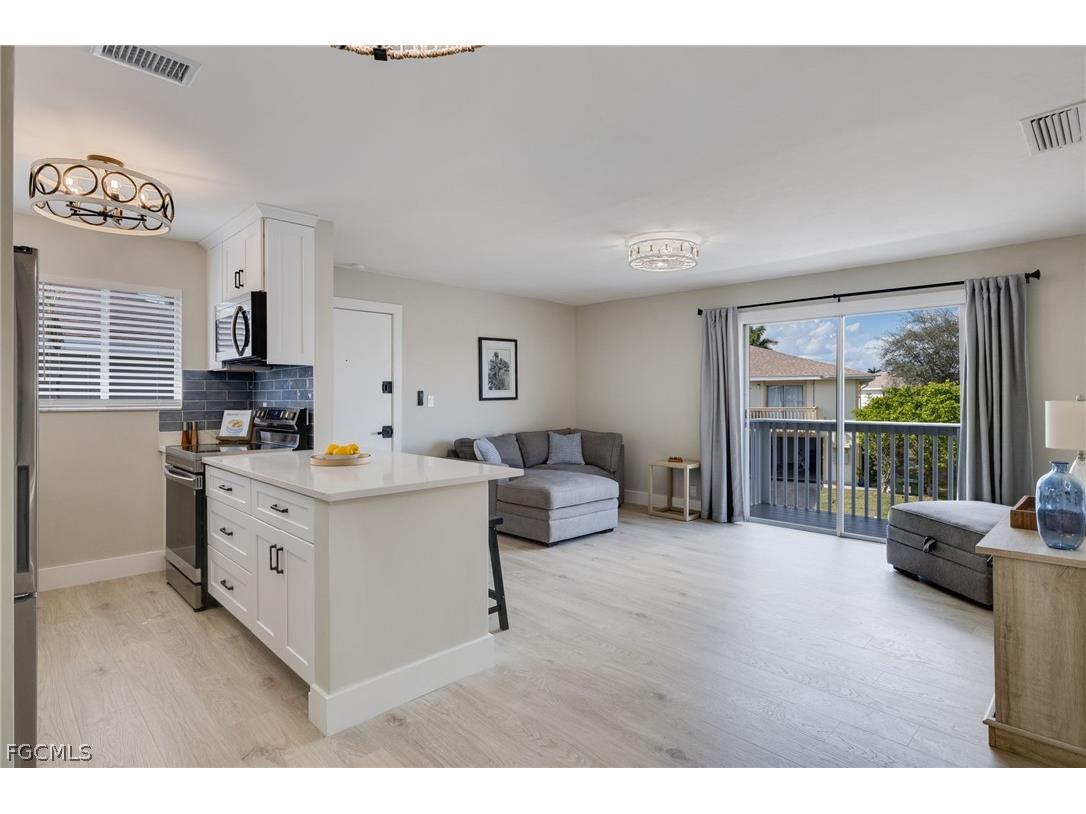 3326 New South Province Boulevard #4 Fort Myers FL 33907 2026009186 image2