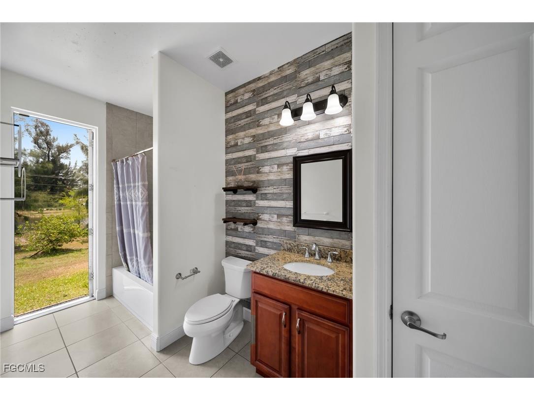 3326 SW 8th Street Cape Coral FL 33991 2025022874 image10