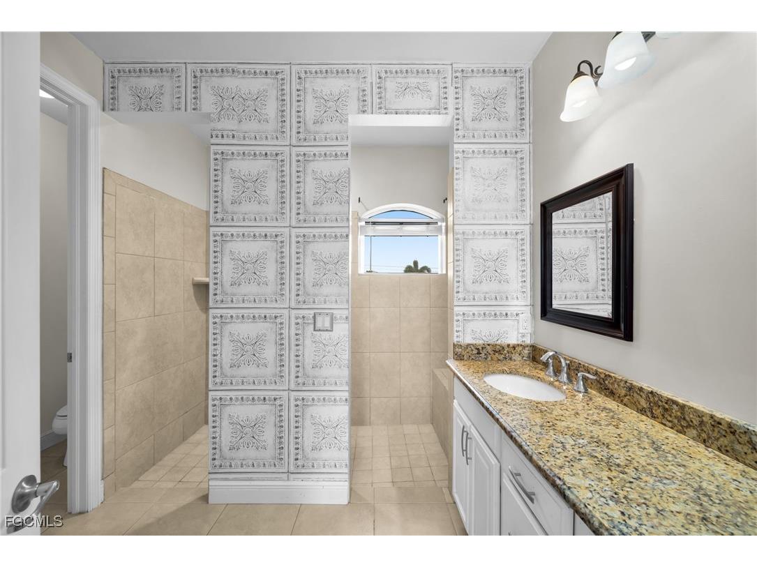 3326 SW 8th Street Cape Coral FL 33991 2025022874 image24