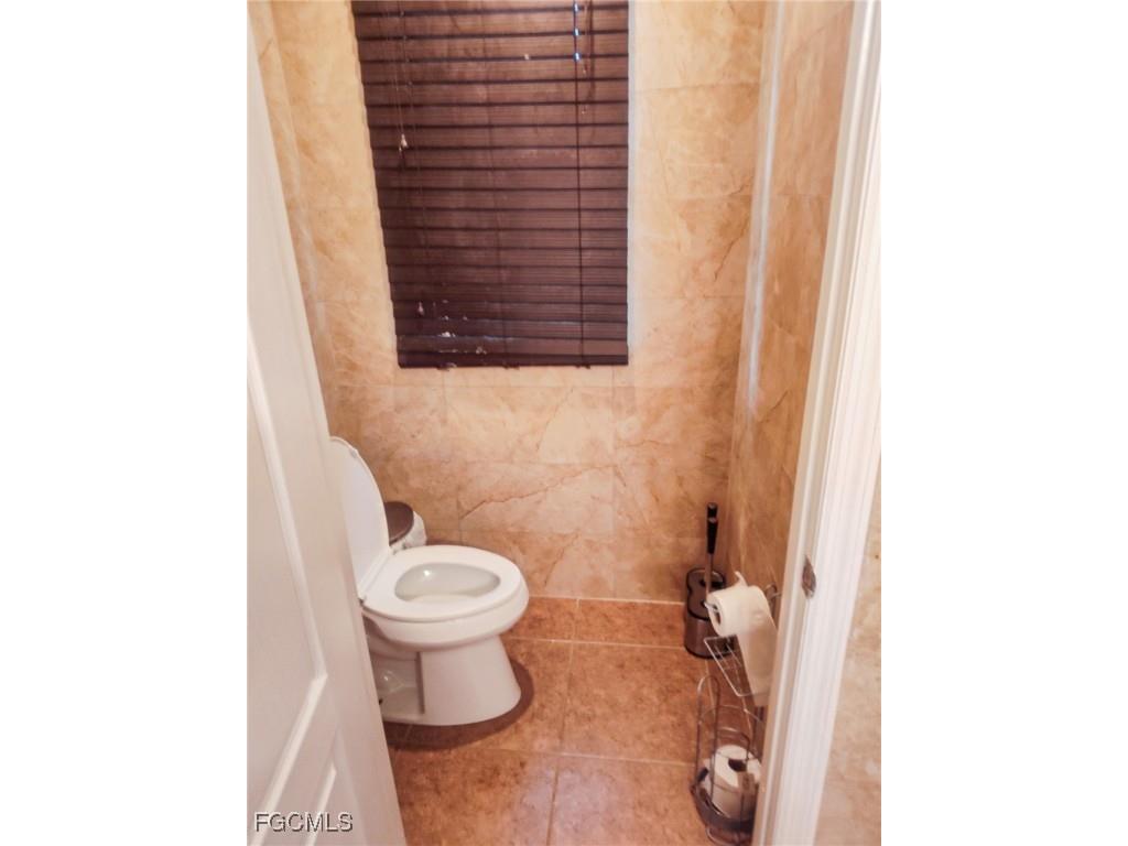 3327 NW 1st Street Cape Coral FL 33993 2025004919 image17