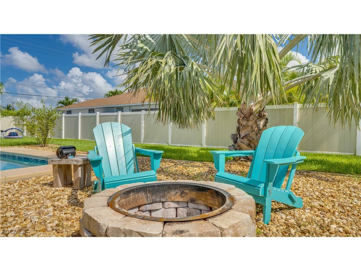 3327 Santa Barbara Boulevard Cape Coral FL 33914 2025003939 image14