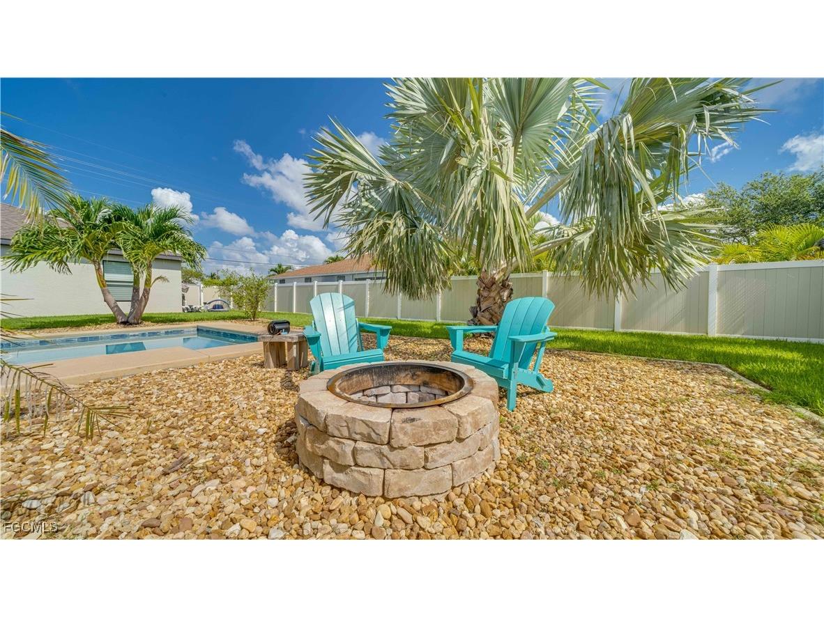 3327 Santa Barbara Boulevard Cape Coral FL 33914 2025003939 image16