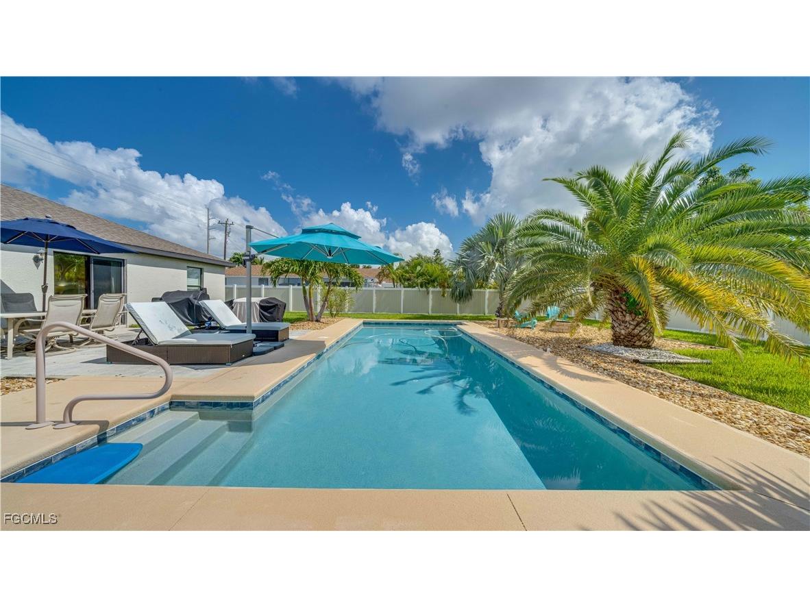 3327 Santa Barbara Boulevard Cape Coral FL 33914 2025003939 image3