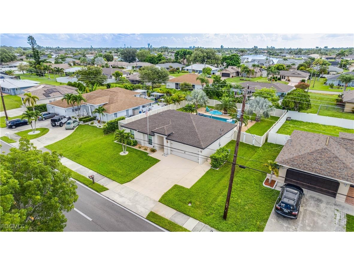 3327 Santa Barbara Boulevard Cape Coral FL 33914 2025003939 image34