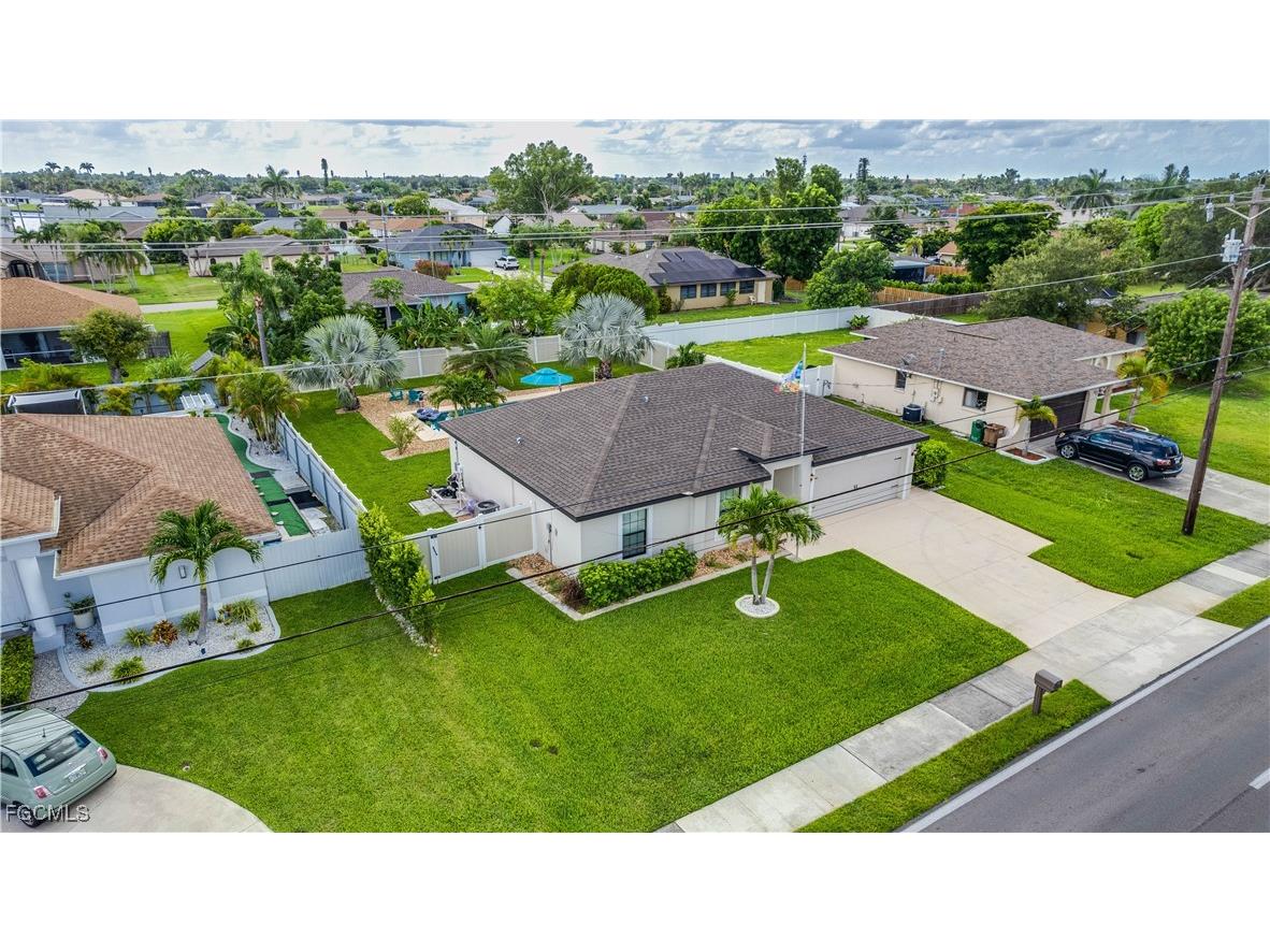 3327 Santa Barbara Boulevard Cape Coral FL 33914 2025003939 image35