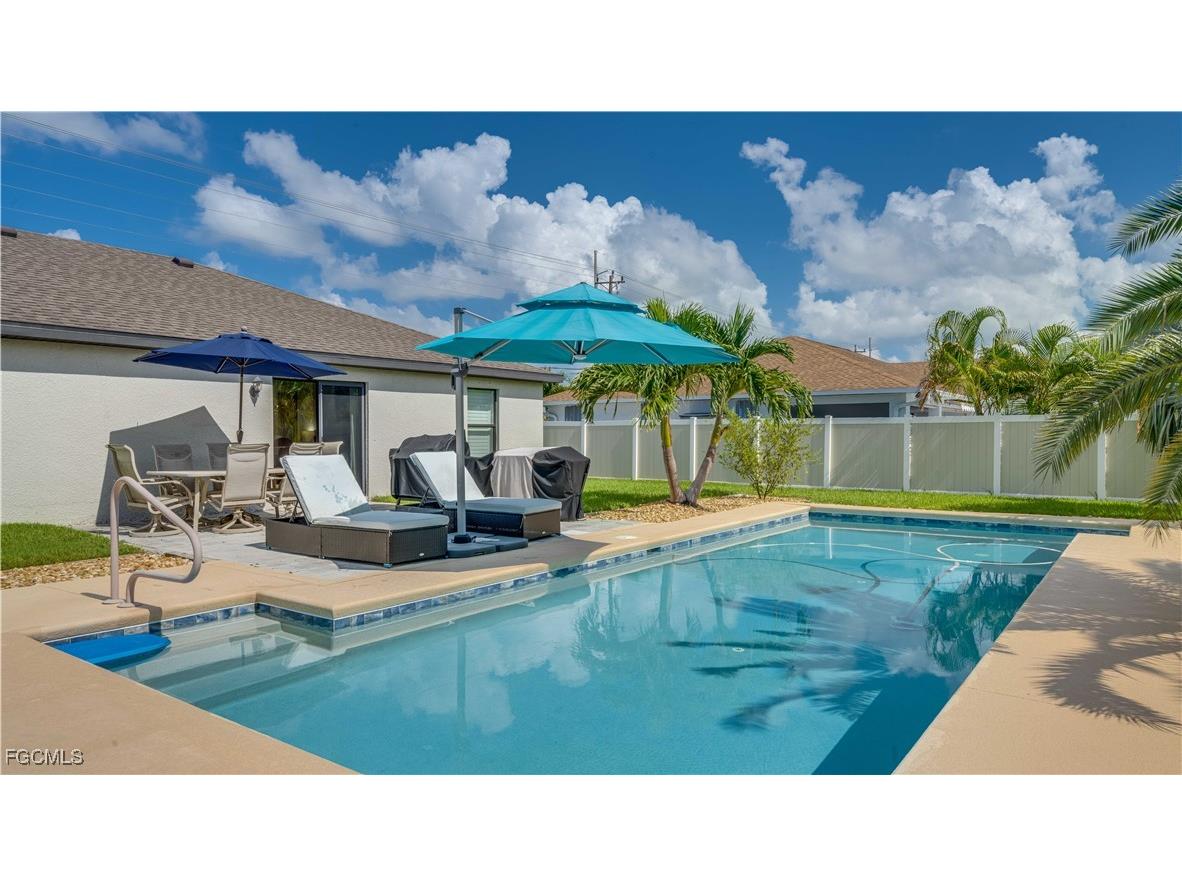 3327 Santa Barbara Boulevard Cape Coral FL 33914 2025003939 image4