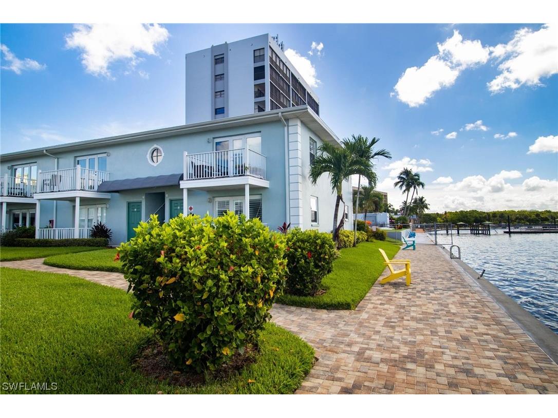 3328 N Key Drive #7 North Fort Myers FL 33903 223029466 image1