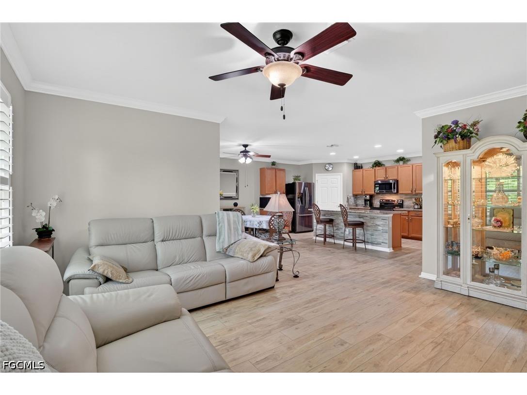 3329 Apple Blossom Drive Alva FL 33920 2026004005 image10