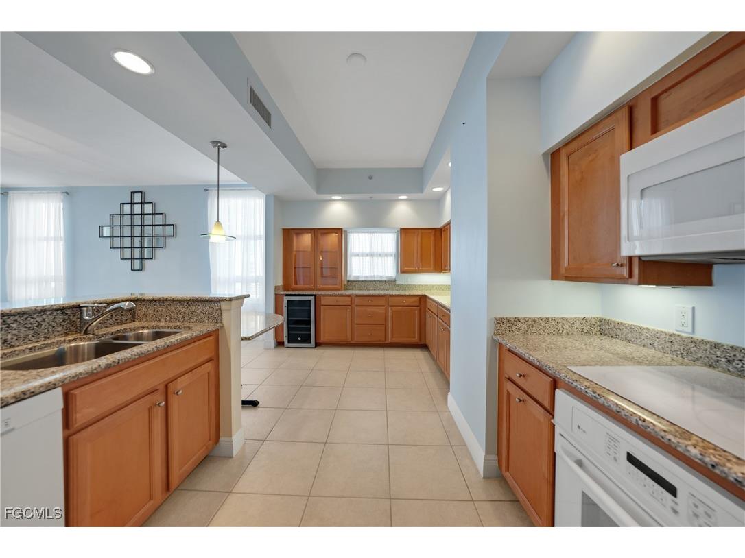 3329 Sunset Key Circle #308 Punta Gorda FL 33955 2025017831 image18