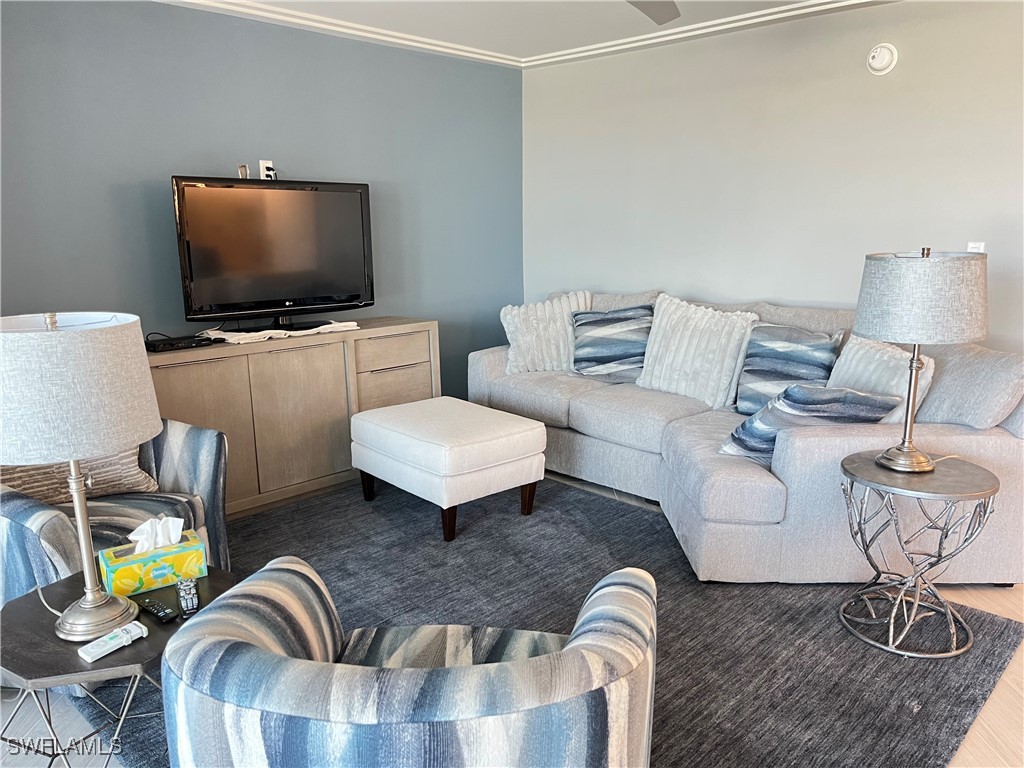 333 Harbour Drive #106 Naples FL 34103 225067624 image2