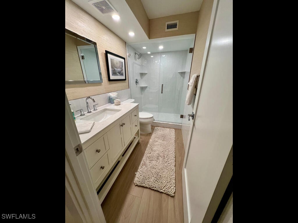 333 Harbour Drive #108 Naples FL 34103 224090288 image21