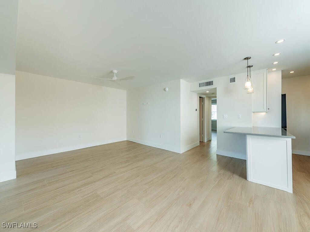 333 Harbour Drive #108 Naples FL 34103 224090288 image7